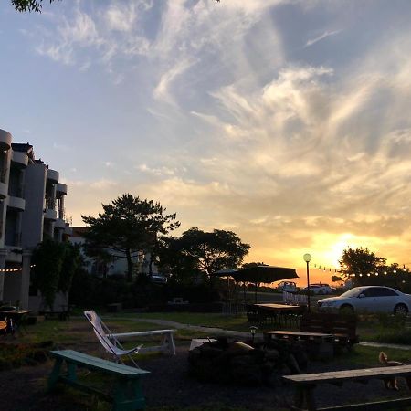 Jeju Playground Hostel Buitenkant foto